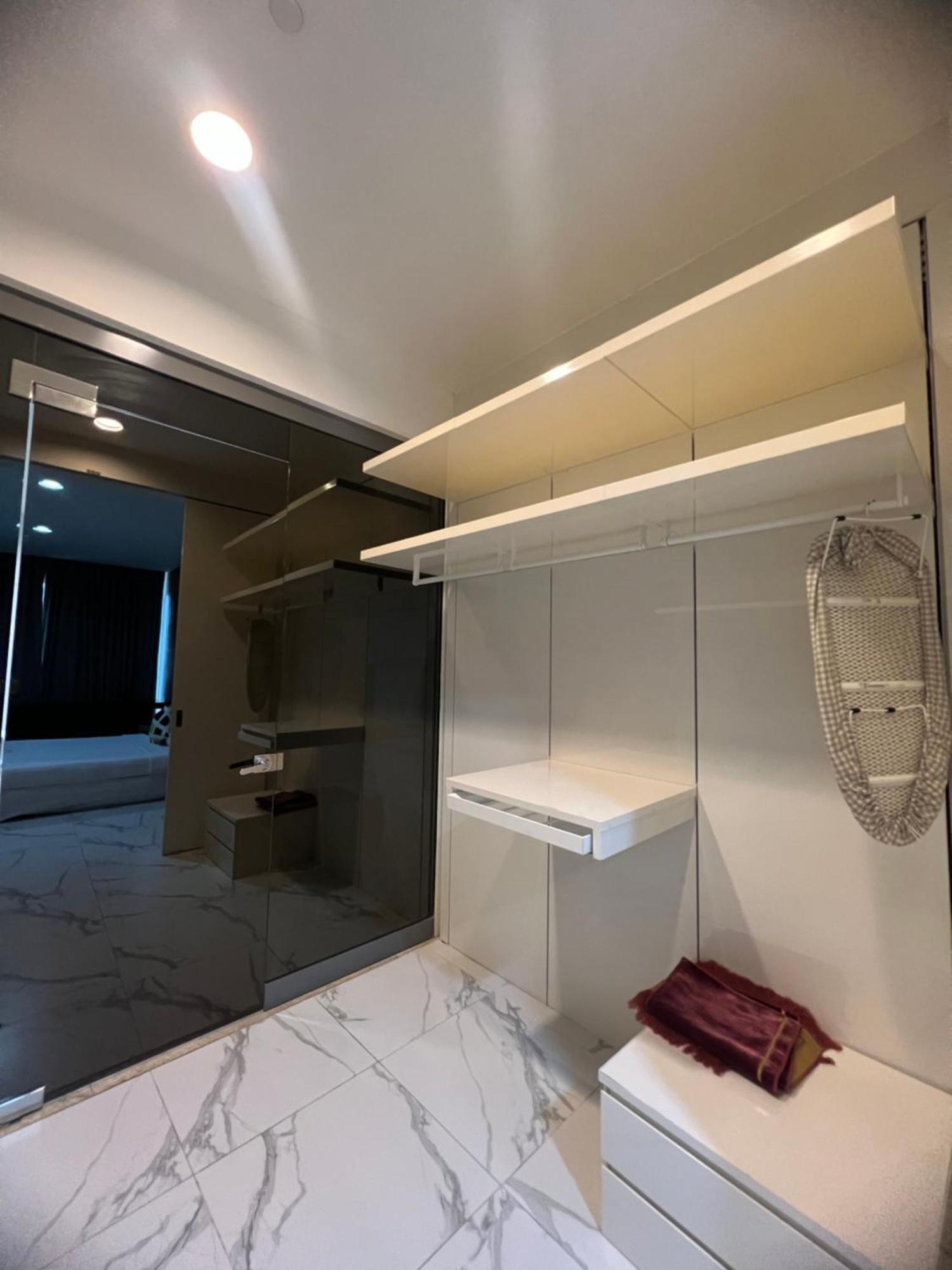 Lucentia Suites At Куала-Лумпур Экстерьер фото